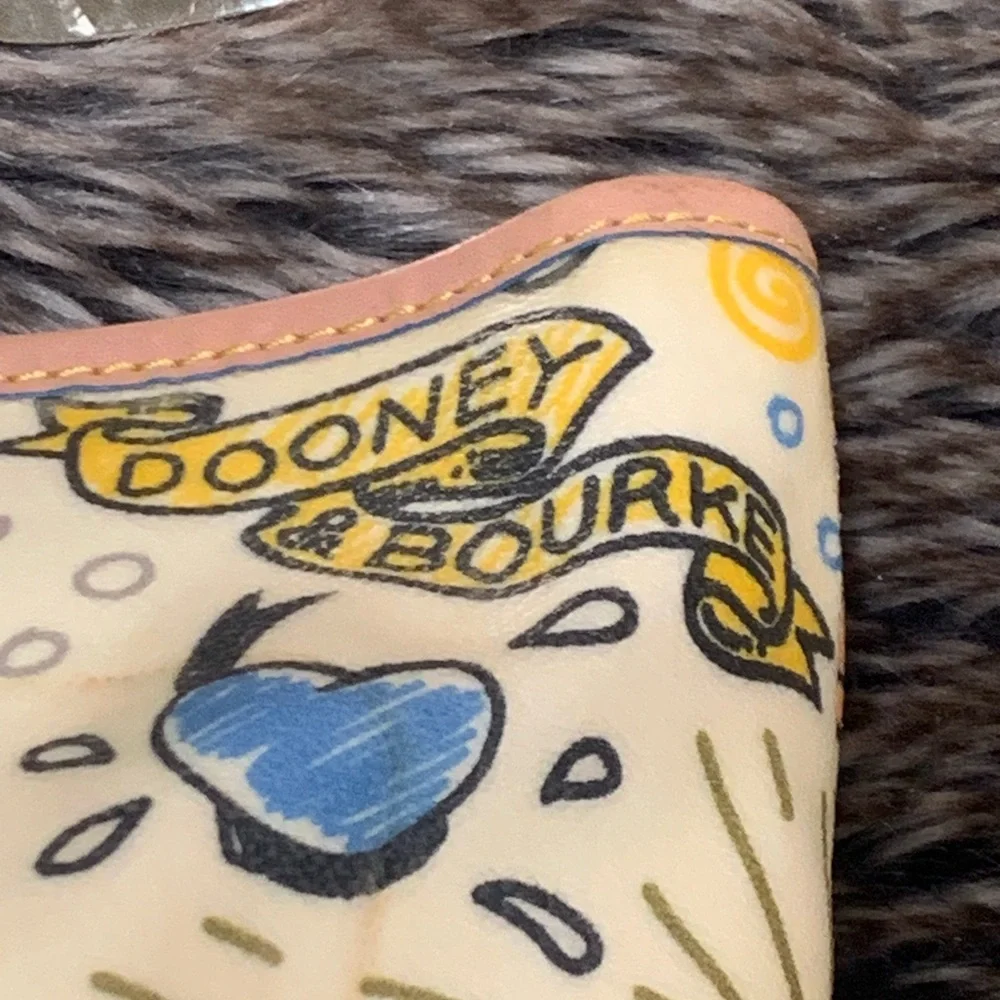 Dooney & Bourke DISNEY PARKS SKETCH 1st Generation Cindy Tote Bag Purse NWT Rare